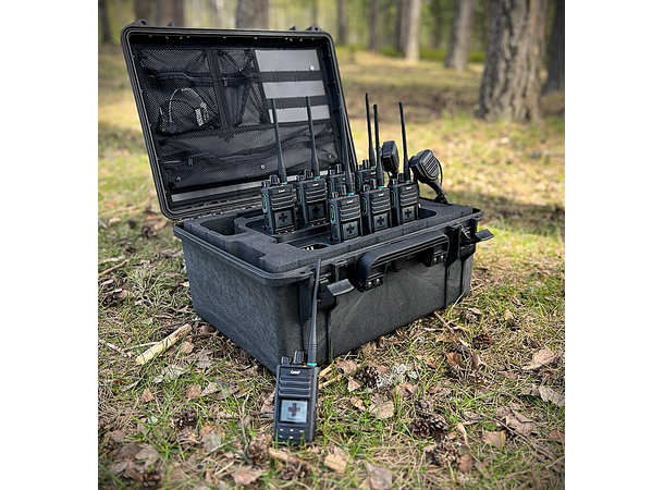 Pakkedeal Røde Kors - 8 stk VHF + rekkelader og transportkasse