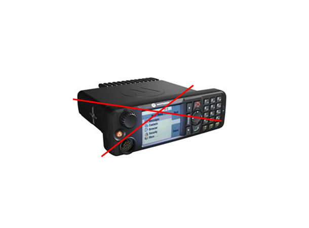 MTM5500, TETRA-UTGÅTT w/2 controlheads, 380-430 MHz